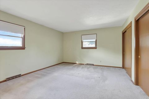 Tiny photo for 8869 Chevington Chase Drive, Pickerington, OH 43147 (MLS # 225037541)
