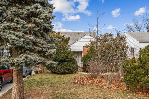 Photo of 350 E Beechwold Boulevard, Columbus, OH 43214 (MLS # 226000091)