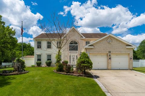 Photo of 315 Mackenzie Drive, Pickerington, OH 43147 (MLS # 226023771)