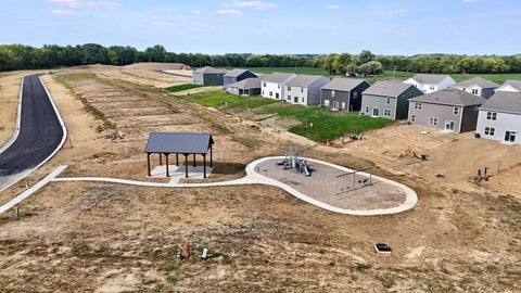 Tiny photo for 221 Vine Grove Drive, Circleville, OH 43113 (MLS # 226027496)