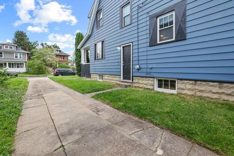 Tiny photo for 224 Rugg Avenue, Newark, OH 43055 (MLS # 226014285)