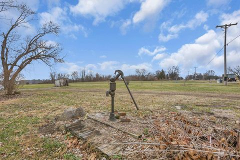 Tiny photo for 2655 Lancaster Thornville Road NE, Lancaster, OH 43130 (MLS # 226000648)