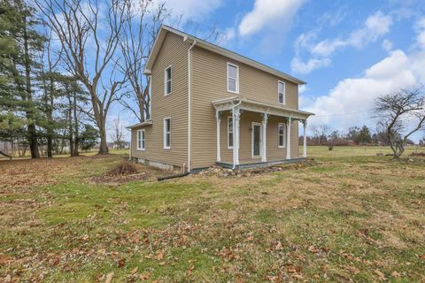 Photo of 2655 Lancaster Thornville Road NE, Lancaster, OH 43130 (MLS # 226000648)