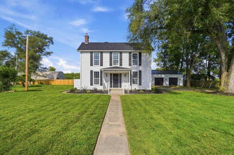 Photo of 708 N Oakland Street, Urbana, OH 43078 (MLS # 226031279)
