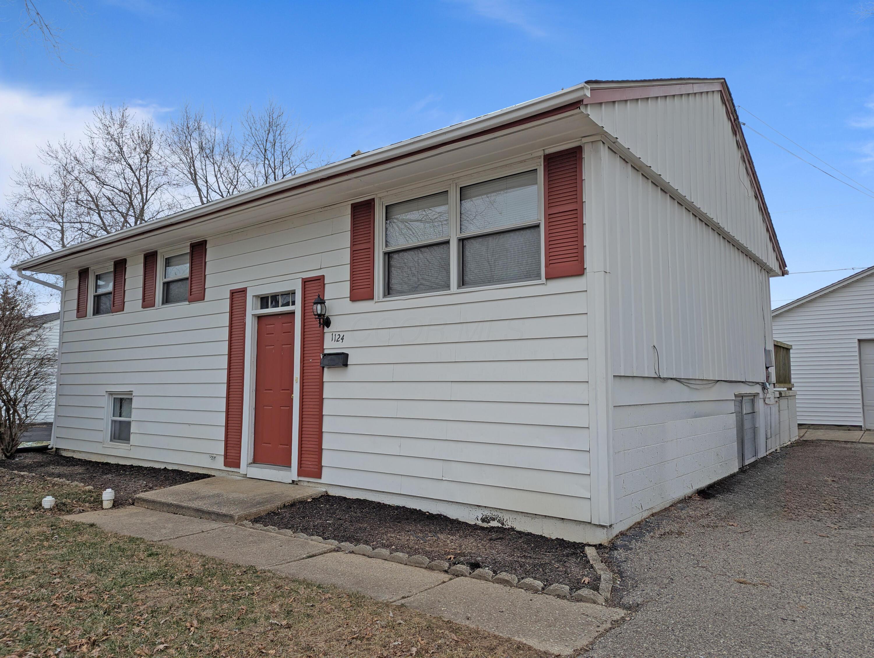 1124 Bookwalter Avenue, New Carlisle, Ohio image 2