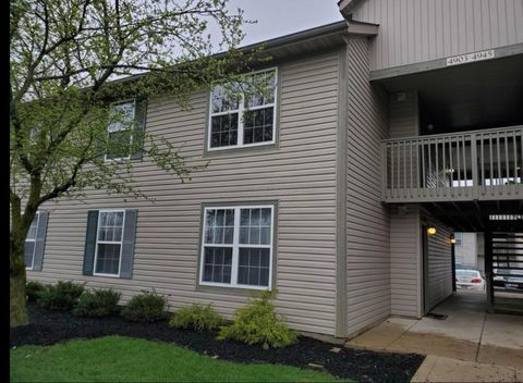 Photo of 4927 Emerald Lakes Boulevard, Powell, OH 43065 (MLS # 225039690)