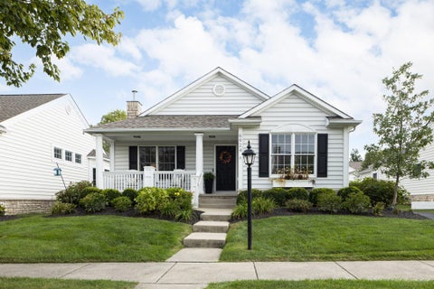 Photo of 6924 Joysmith Circle, New Albany, OH 43054 (MLS # 226035689)