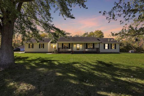 Photo of 10490 Foody Road, London, OH 43140 (MLS # 225039993) Photo of 10490 Foody Road, London, OH 43140 (MLS # 225039993)