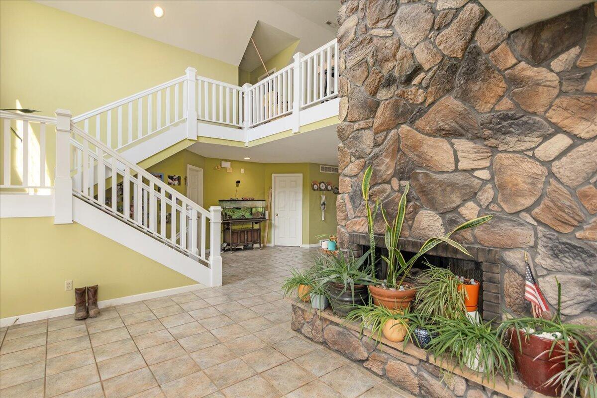 7233 National Road, Thornville, Ohio image 10