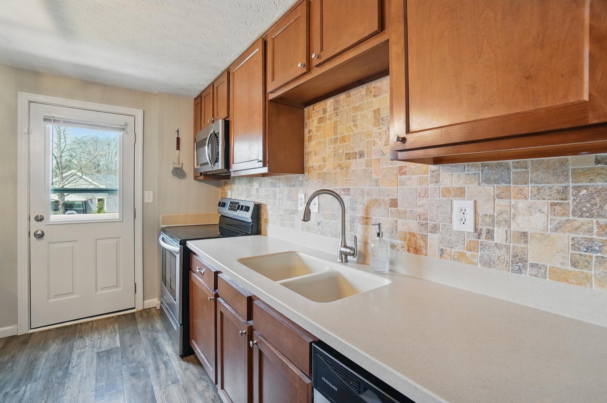 7300 Daugherty Drive, Reynoldsburg, Ohio image 18