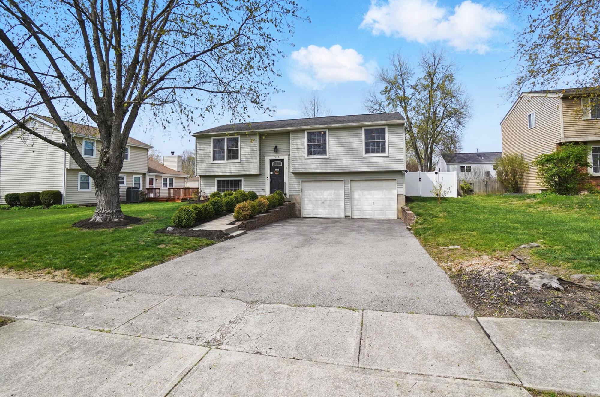 7300 Daugherty Drive, Reynoldsburg, Ohio image 7