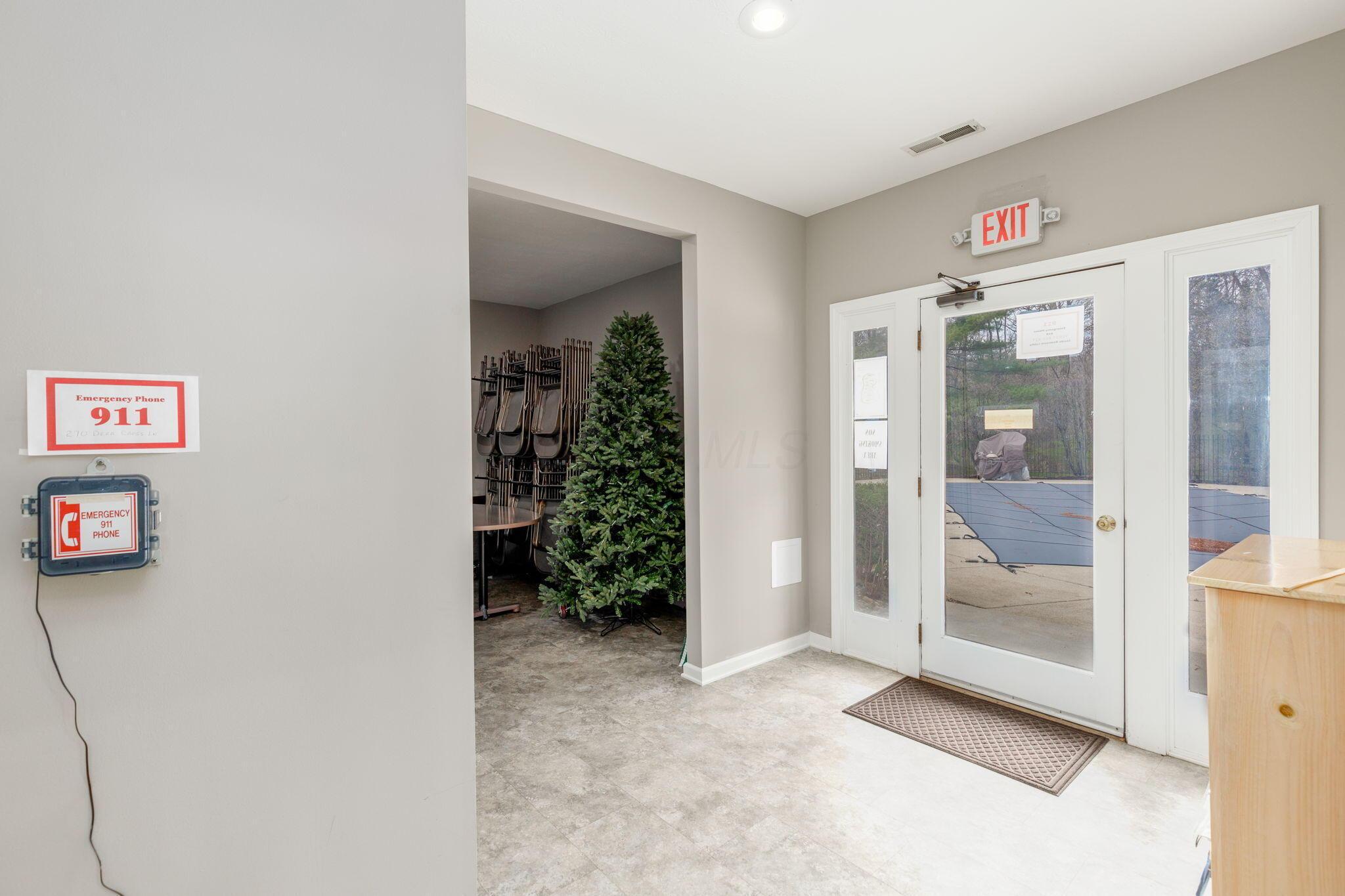 201 Deer Cross Lane, Powell, Ohio image 46