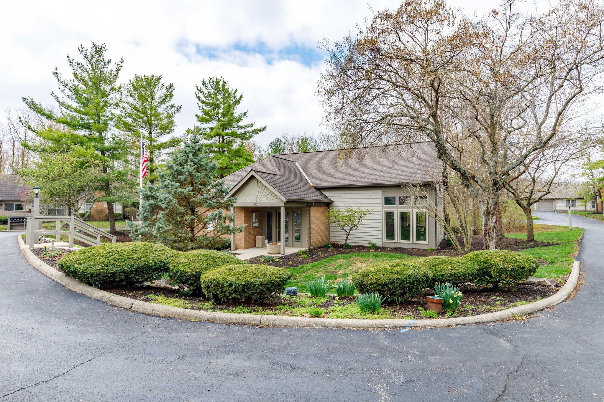 201 Deer Cross Lane, Powell, Ohio image 38
