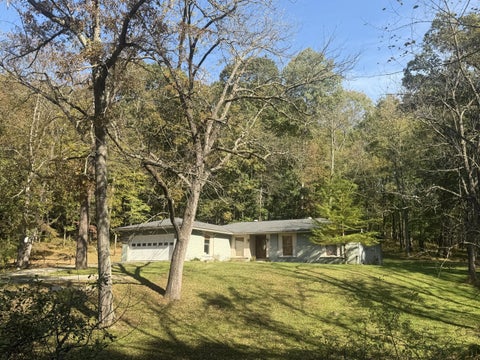 Photo of 4056 Dragoo Road, Nashport, OH 43830 (MLS # 226038696)