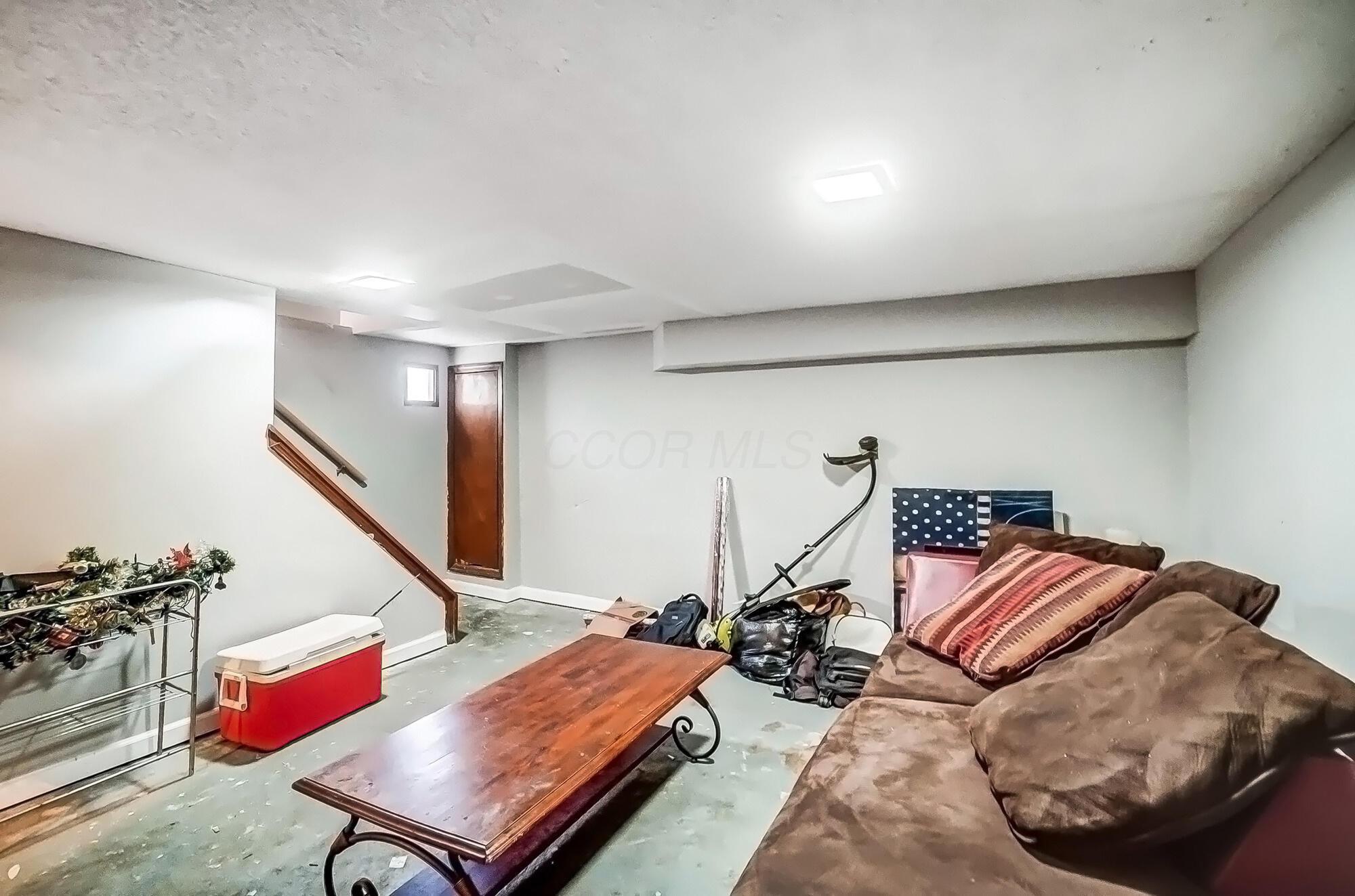 748 Kelton Avenue, Columbus, Ohio image 30