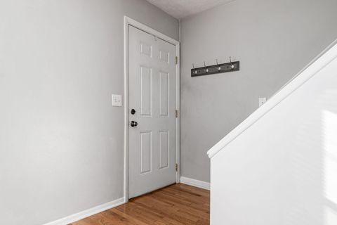 Tiny photo for 3066 Dorris Avenue, Columbus, OH 43202 (MLS # 225039650)