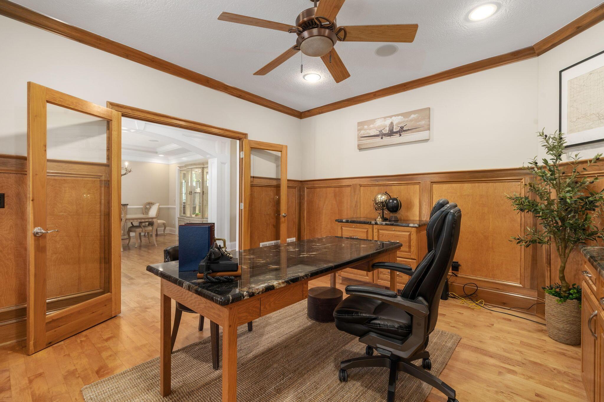 504 W Orange Road, Delaware, Ohio image 10