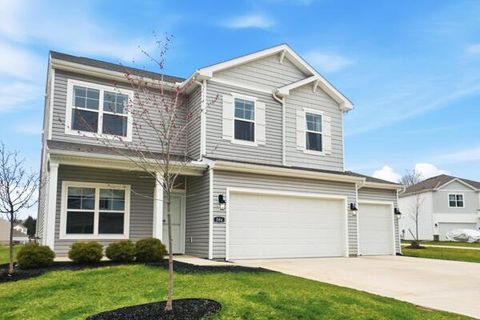 Photo of 384 Kells Court E, Newark, OH 43055 (MLS # 226007717)