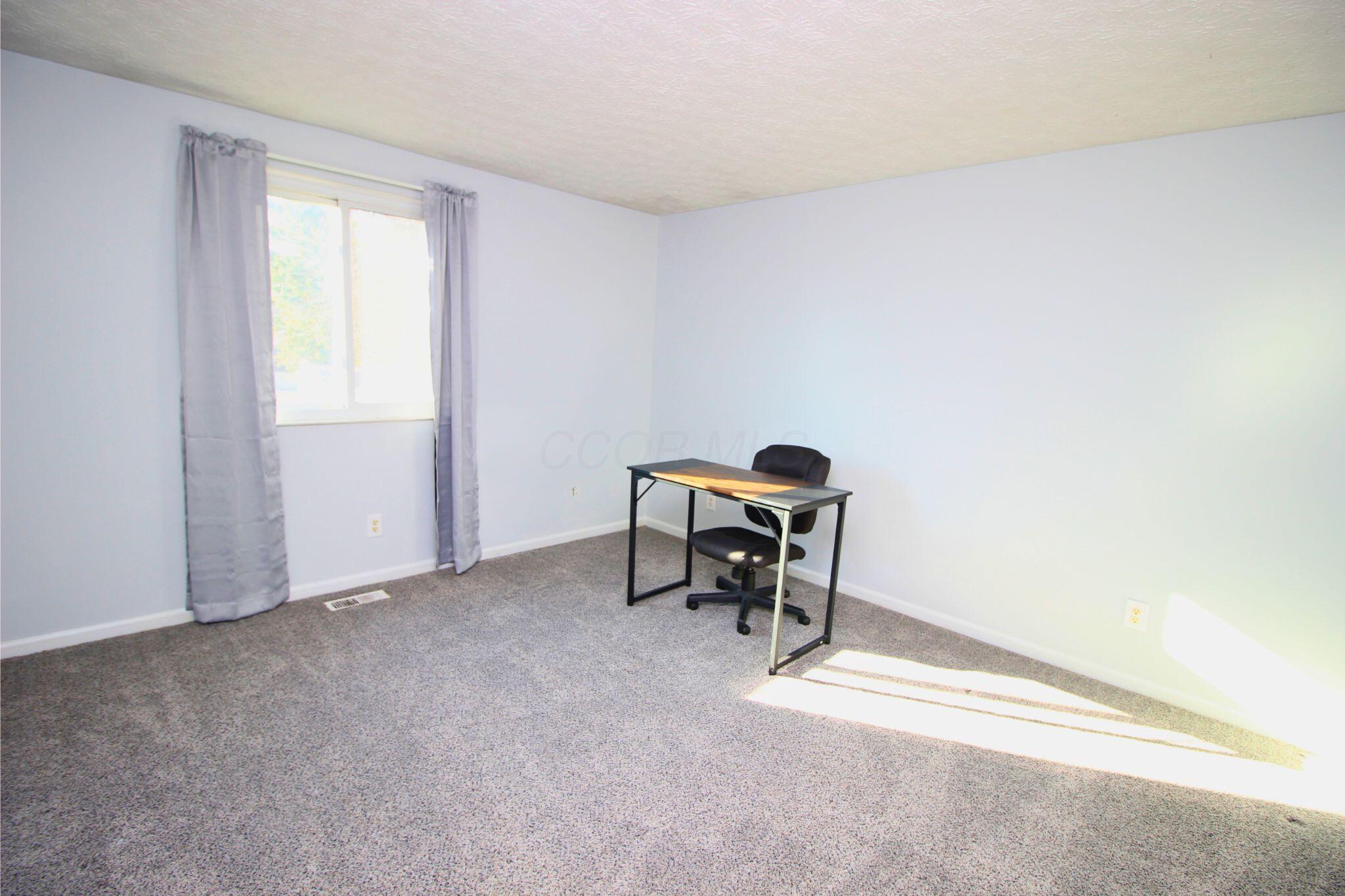 4011 Grand Bend Drive, Groveport, Ohio image 7