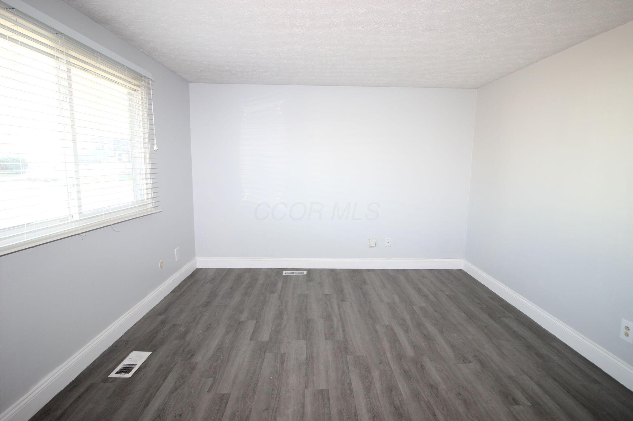4011 Grand Bend Drive, Groveport, Ohio image 10