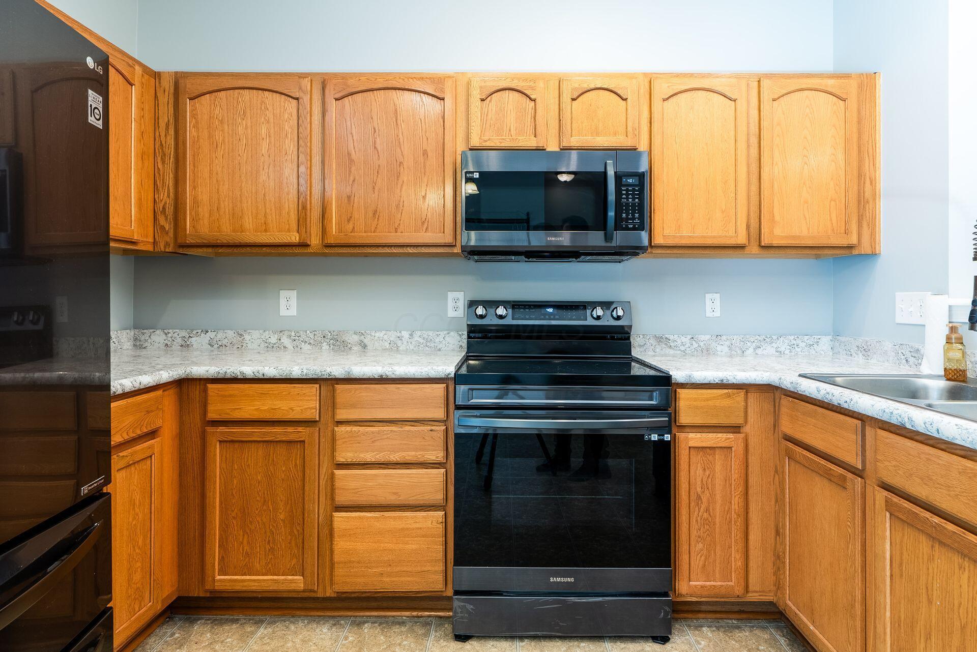 642 Grove Circle #1902, Columbus, Ohio image 9