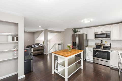 Tiny photo for 5959 Parkglen Road, Galloway, OH 43119 (MLS # 226028781)