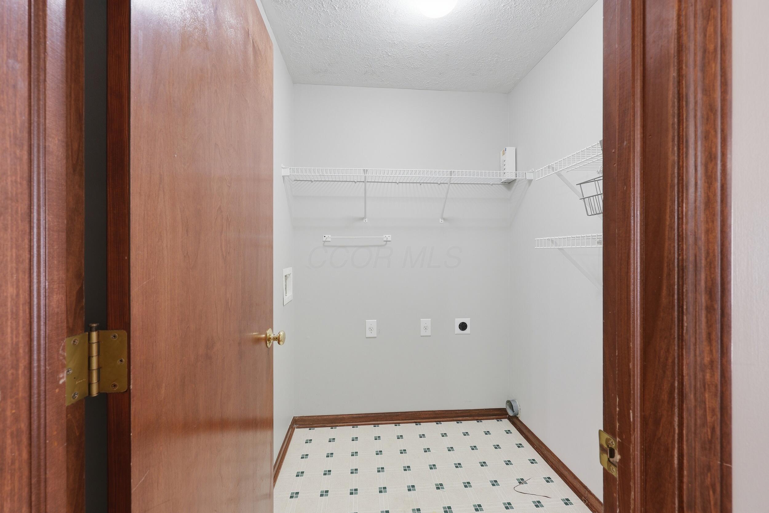 4553 Nickerson Road