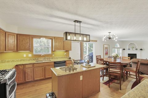 Tiny photo for 310 Abbey Avenue, Lithopolis, OH 43136 (MLS # 225037562)