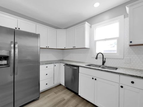 Tiny photo for 453 Stambaugh Avenue, Columbus, OH 43207 (MLS # 225039587)
