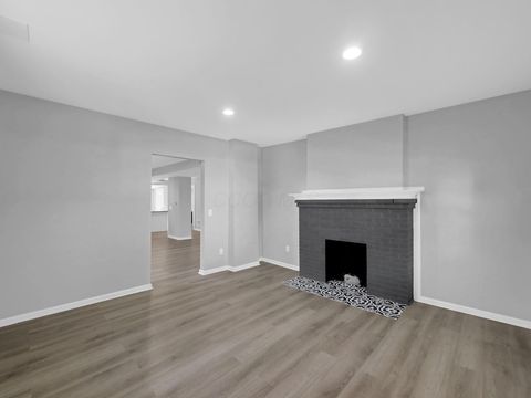 Tiny photo for 453 Stambaugh Avenue, Columbus, OH 43207 (MLS # 225039587)