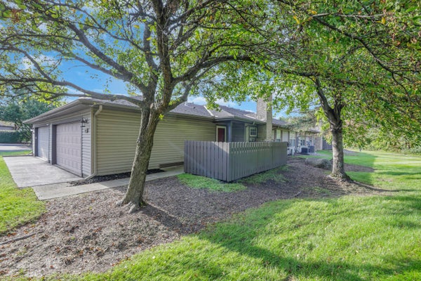 2755 BRITTANY OAKS BLVD, HILLIARD, OH 43026 - Image 16f2ffd4916f6a54e24db866eeae7c48/3077992165