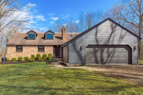 Photo of 1197 S Watkins Road, Alexandria, OH 43001 (MLS # 226008371)