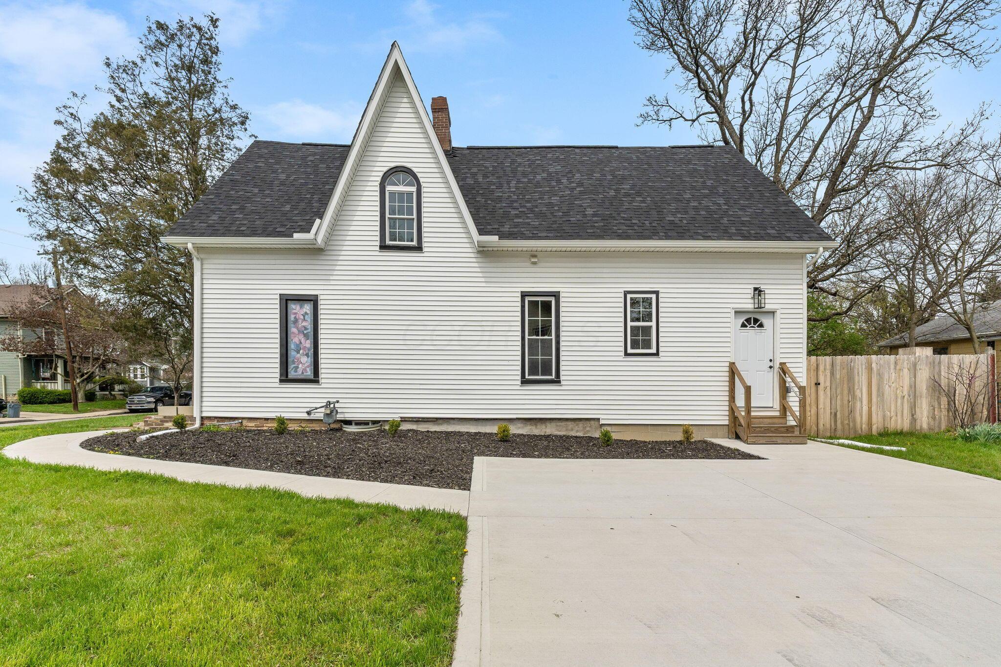 92 N Vine Street, Westerville, Ohio image 6