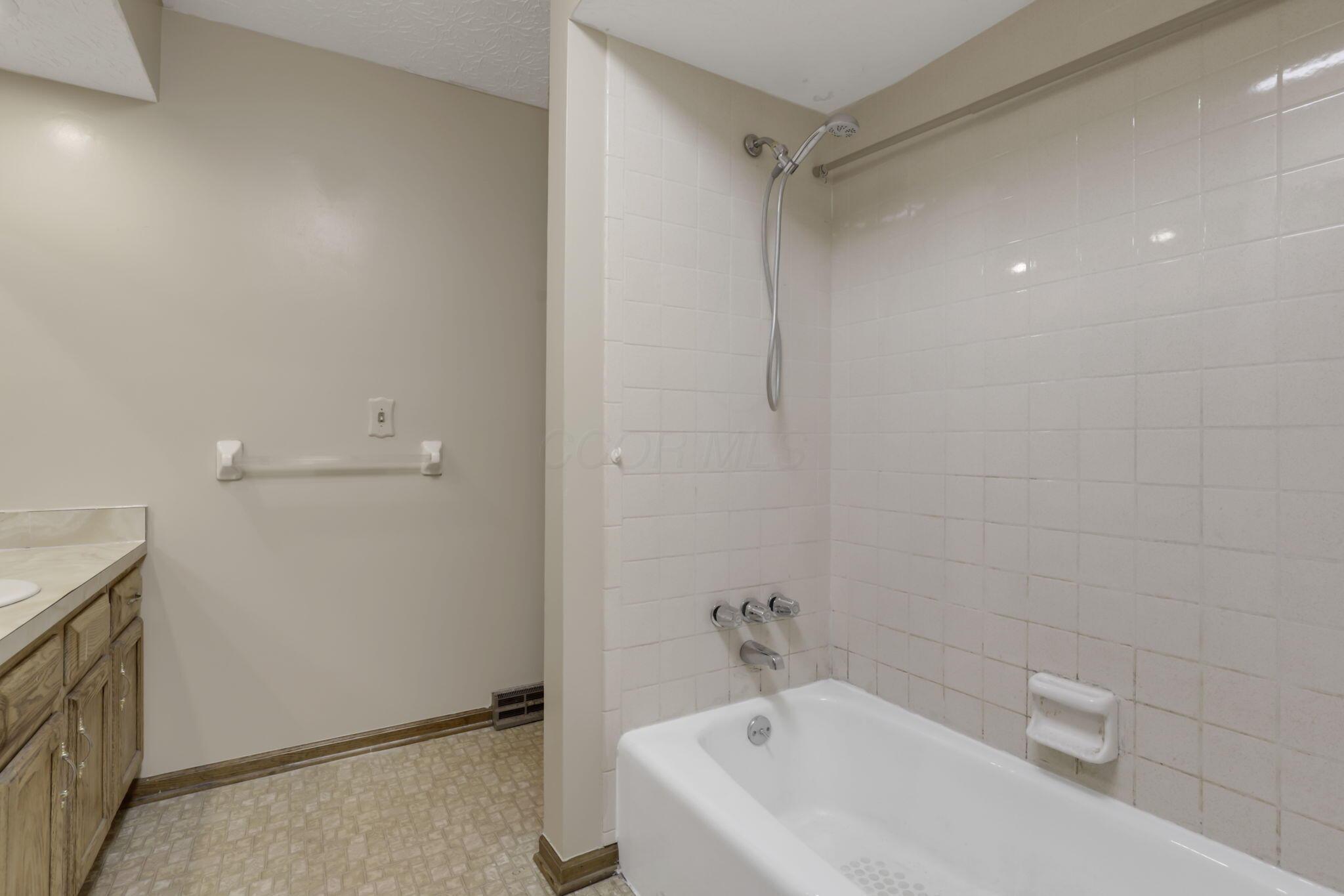 5256 Plumwood Street, Columbus, Ohio image 18