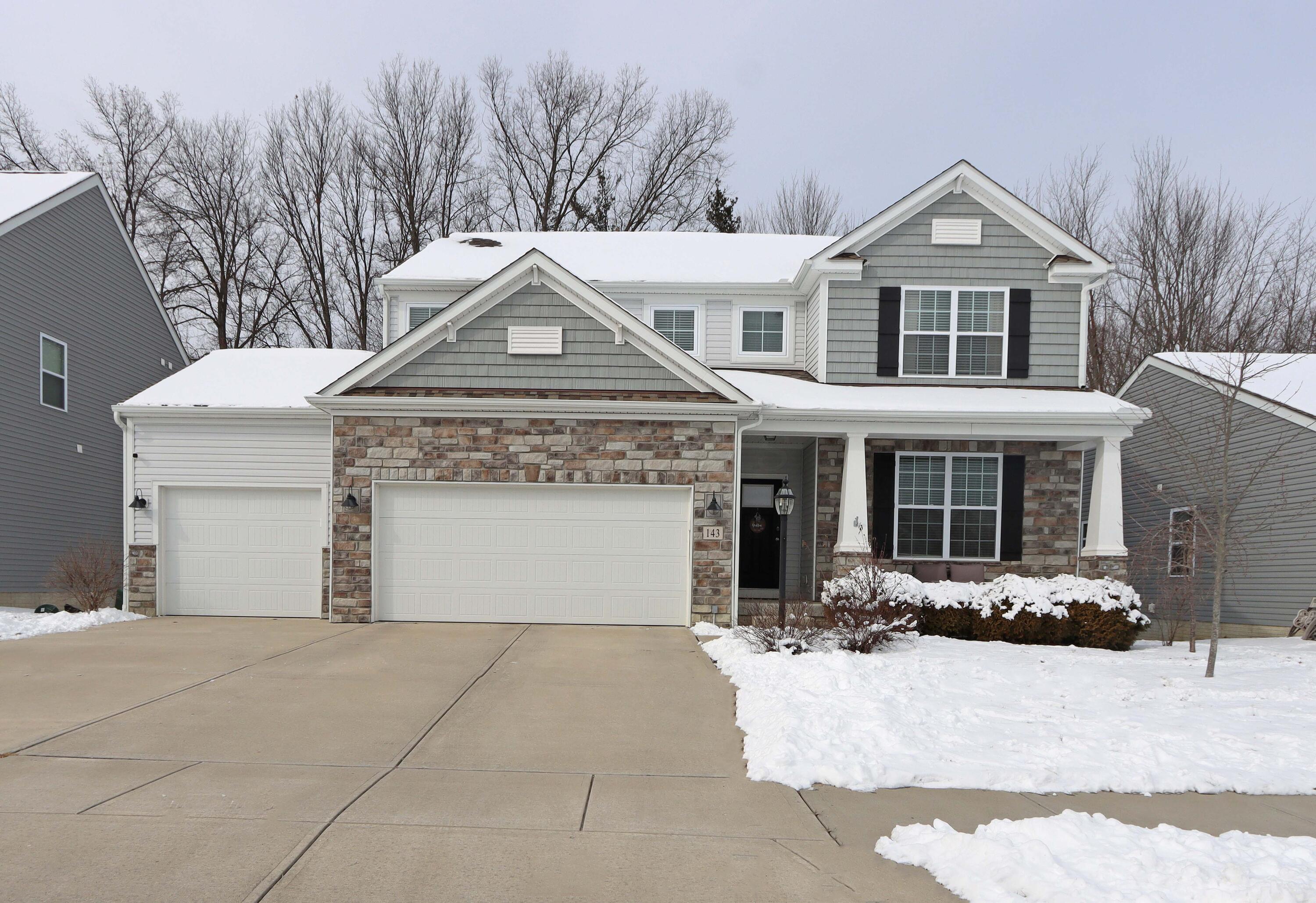 143 Old Bay Drive, Pataskala, Ohio image 1