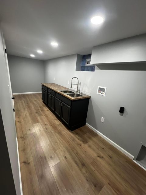 Tiny photo for 2413 Edgevale Road, Columbus, OH 43221 (MLS # 225042118)