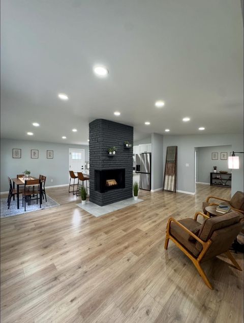 Tiny photo for 2413 Edgevale Road, Columbus, OH 43221 (MLS # 225042118)