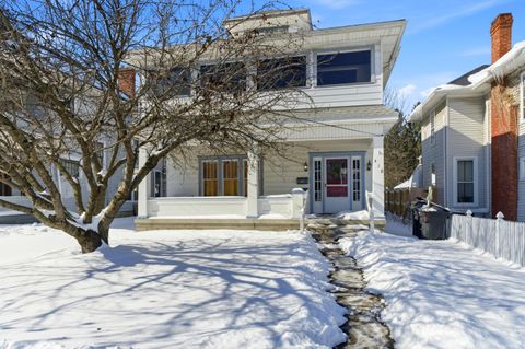 Photo of 418 S Main Street, Urbana, OH 43078 (MLS # 226003001)