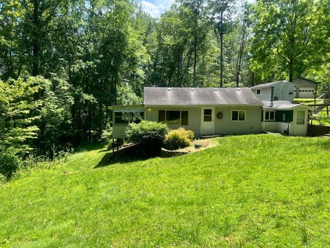 Photo of 14584 Stump Run Lot 11 #Lot 11, Laurelville, OH 43135 (MLS # 226022119)