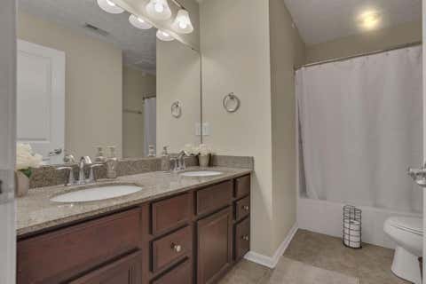 Tiny photo for 7844 Adare Court 5 #5, Dublin, OH 43016 (MLS # 226031503)