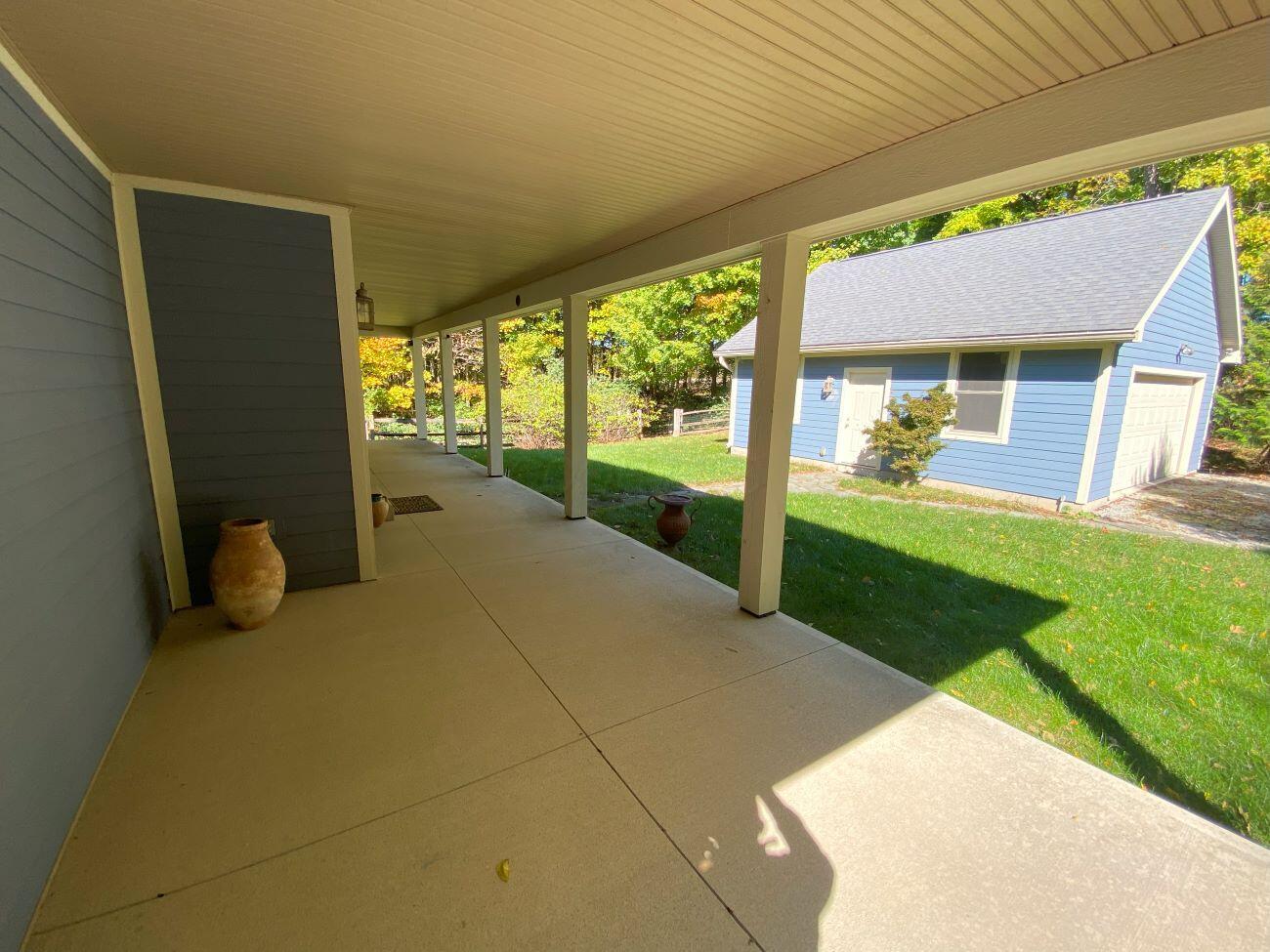 1010 W Herr Road, Urbana, Ohio image 34