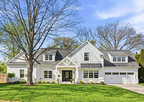 Photo of 2642 Clifton Road, Upper Arlington, OH 43221 (MLS # 226014025)