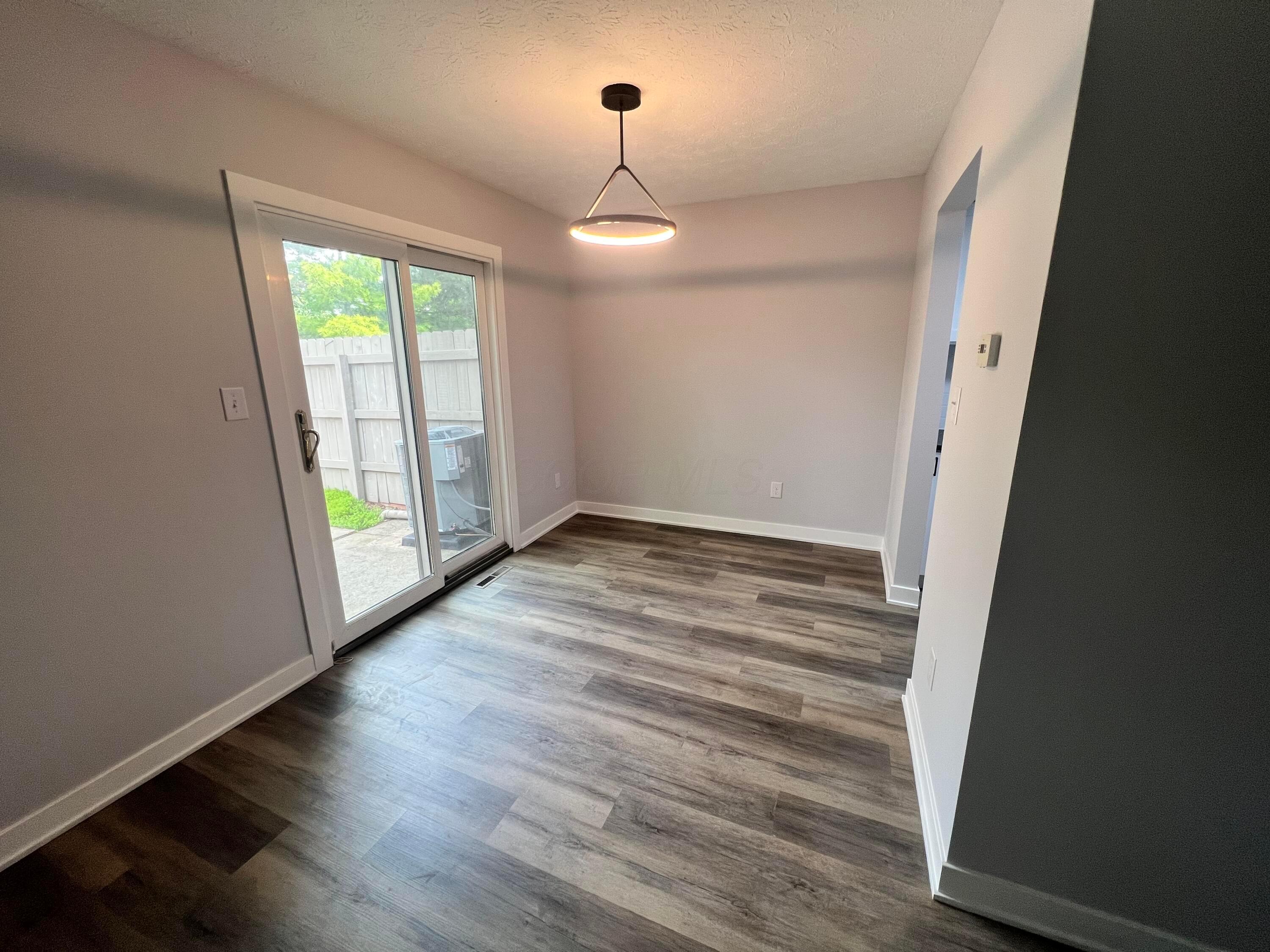 139 Corbins Mill Drive, Dublin, Ohio image 6