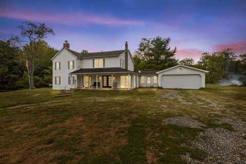Photo of 12999 Tarlton Road, Circleville, OH 43113 (MLS # 225036122)