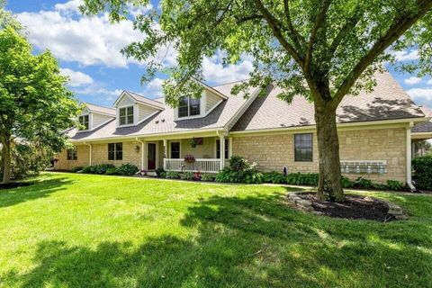 Photo of 145 Glen Mawr Circle, Delaware, OH 43015 (MLS # 226000478)