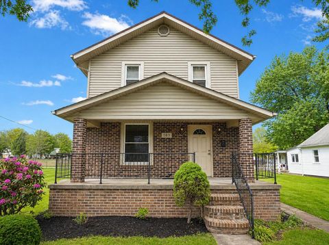 Photo of 143 E Lincoln Street, New Lexington, OH 43764 (MLS # 226014029)
