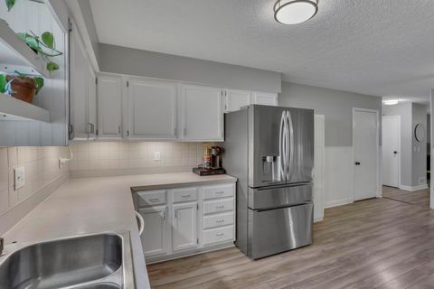 Tiny photo for 2305 Spring Cress Avenue, Grove City, OH 43123 (MLS # 225036793)