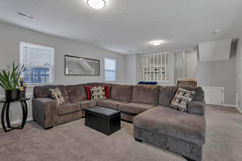 Tiny photo for 2305 Spring Cress Avenue, Grove City, OH 43123 (MLS # 225036793)