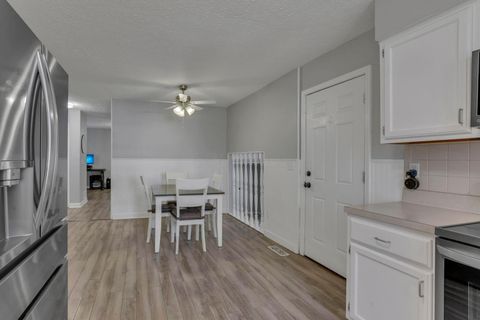 Tiny photo for 2305 Spring Cress Avenue, Grove City, OH 43123 (MLS # 225036793)