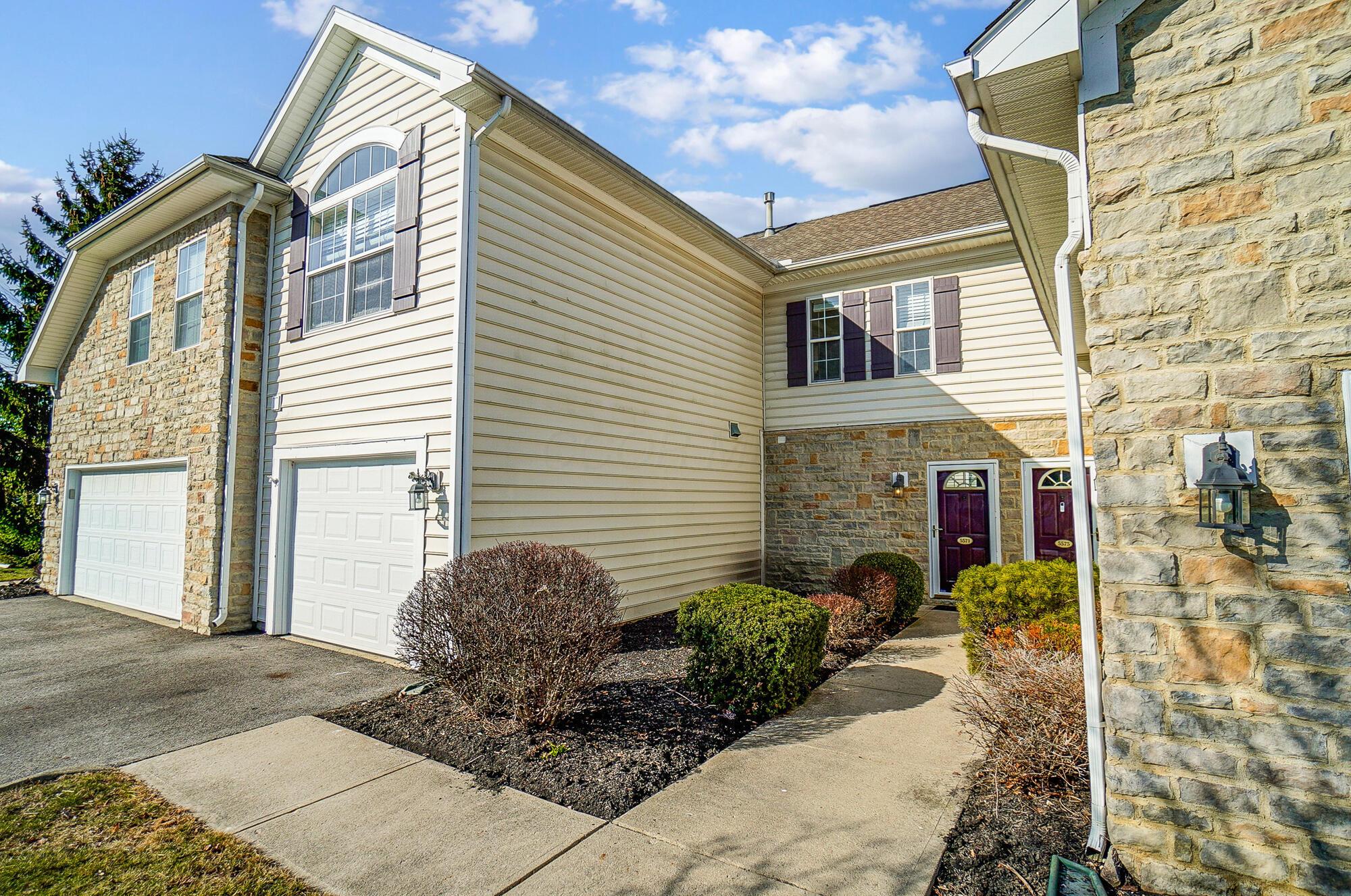 5571 Viningbrook Drive, Dublin, Ohio image 2